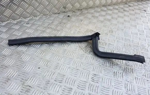 BMW X3 E83 Engine compartment rubber 3400363