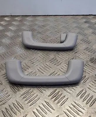 Hyundai i40 Rear interior roof grab handle 853422s000