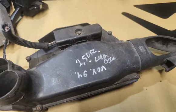 Chrysler Grand Voyager II Engine control unit/module 4686066