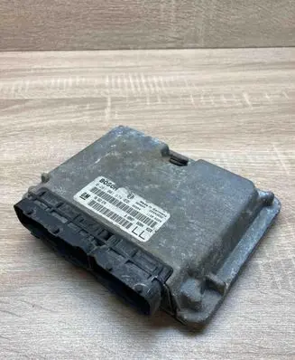 Opel Astra G Engine control unit/module ECU 90562574 0281001674