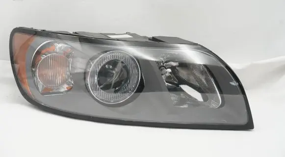 Volvo V50 Headlight/headlamp 206857B 20B031B