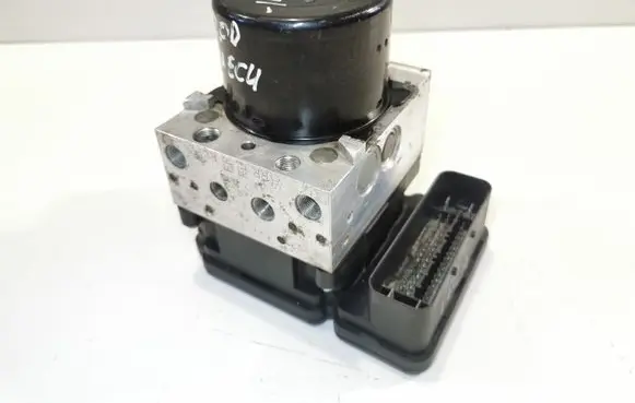 Volvo V60 ABS Pump 31400101 P31400544