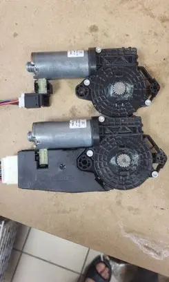 Mercedes-Benz GLC C253 Sunroof motor/actuator A2059001024 A2058200704