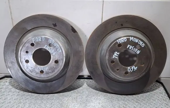 Ford Mondeo MK V Rear brake disc