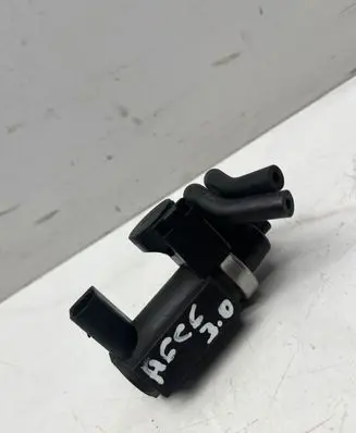Audi A6 S6 C6 4F Turbo solenoid valve 05906628A