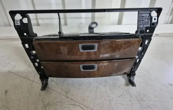 BMW 7 E65 E66 Dashboard storage box/compartment 7032886 12145100 772376