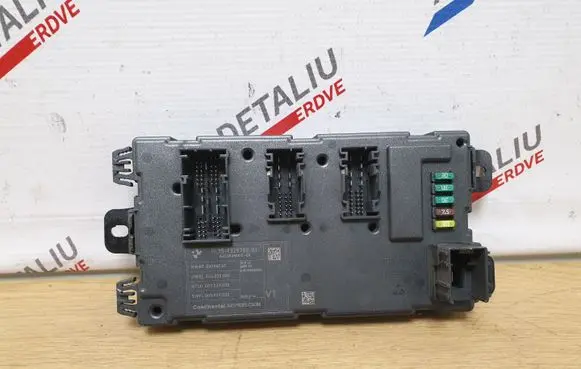 BMW 1 F20 F21 Comfort/convenience module 9329700 61359329700 9499001