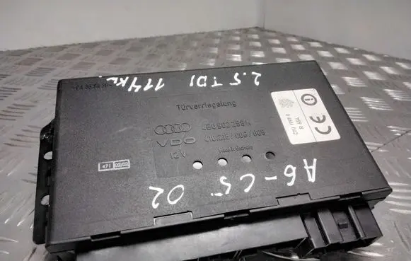 Audi A3 S3 8P Comfort/convenience module 4B0962258K