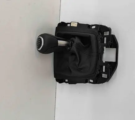 Mazda 2 Gear lever shifter trim leather/knob DA6H46030 DA6T64341