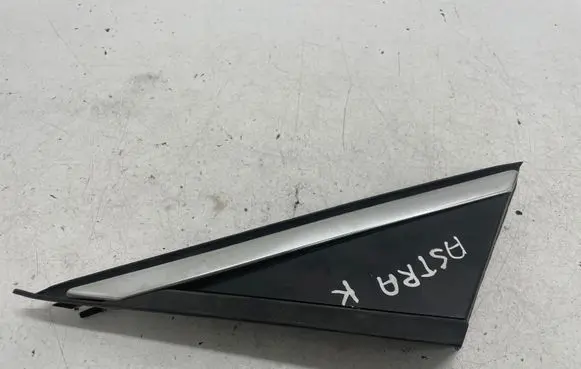 Opel Astra K Fender end trim 39041995
