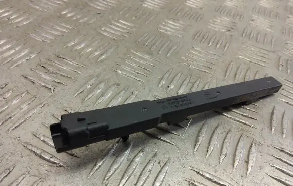 Opel Mokka X Keyless system antenna 9824885480 XDD287078