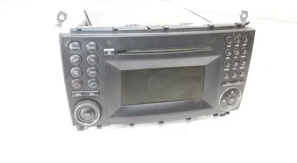 Mercedes-Benz CLC CL203 Radio/CD/DVD/GPS head unit A2038703594