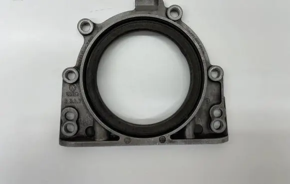 Volkswagen PASSAT B6 other engine part 06B103171D