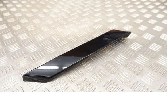 Toyota RAV 4 (XA50) Rear side glass trim 