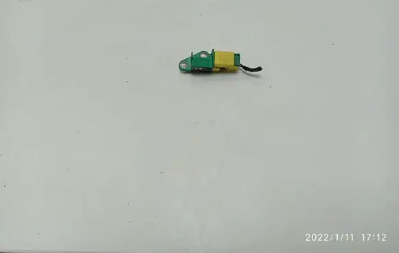 Audi A4 S4 B8 8K Airbag deployment crash/impact sensor 1K0909606C
