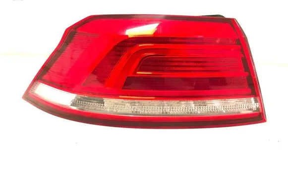Volkswagen PASSAT B8 Rear/tail lights 3G5945095C