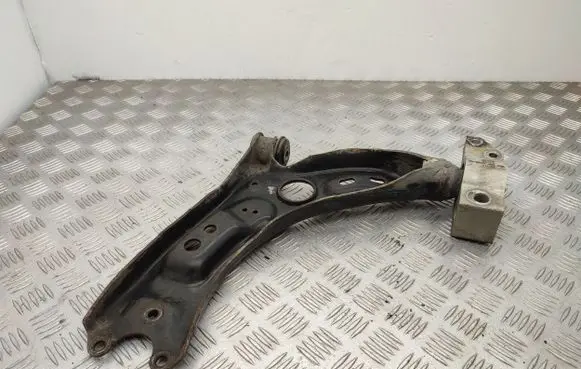 Skoda Superb B6 (3T) Front lower control arm/wishbone