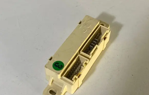 KIA Ceed Door central lock control unit/module 919402H130