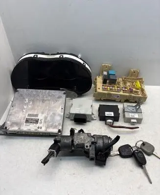 Engine ECU kit and lock set
