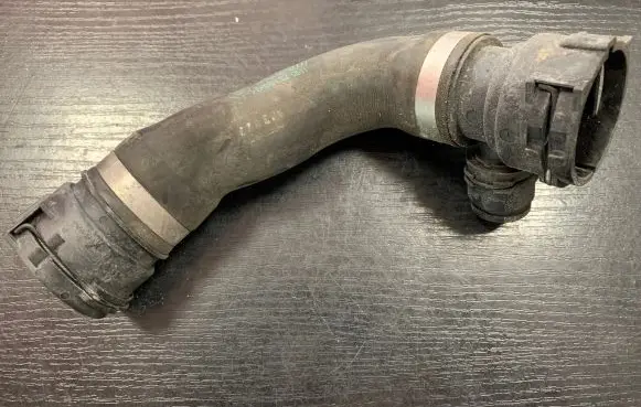 BMW X3 F25 Engine coolant pipe/hose 7811987