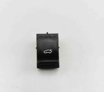 BMW X3 G01 Tailgate/boot open switch button 9327029