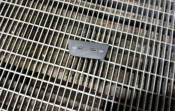 Volkswagen ID.3 USB socket connector 2G6035954