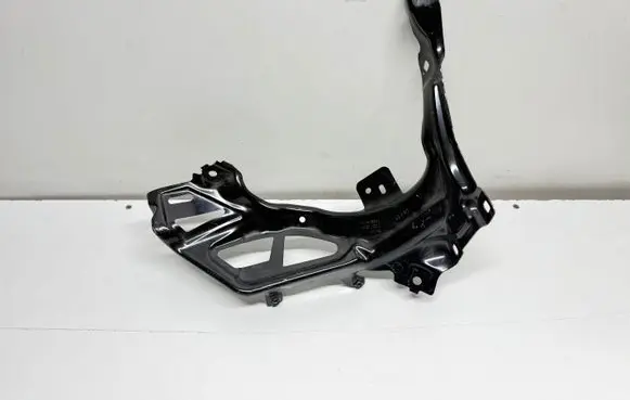 Mini One - Cooper F56 F55 Headlight/headlamp mounting bracket 7301600
