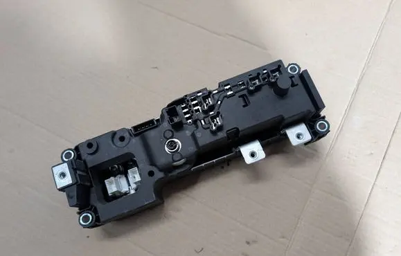 Volkswagen ID.3 Center console control module 0Z1915183E