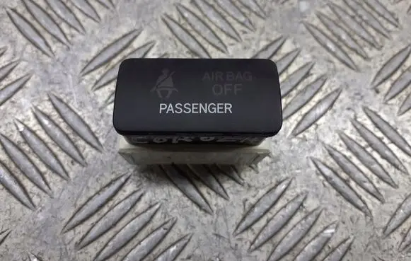 Toyota Corolla E120 E130 Passenger airbag on/off switch 