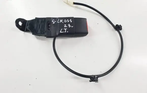 Suzuki SX4 S-Cross Rear seatbelt buckle
