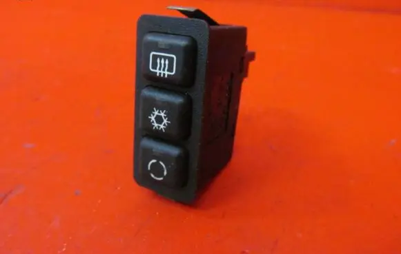 BMW 3 E36 Air conditioning (A/C) switch 8371020