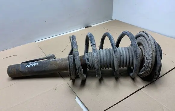 Citroen Xsara Picasso Front shock absorber with coil spring