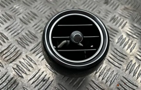 Mercedes-Benz GLC X253 C253 Dash center air vent grill A2058304604 533210