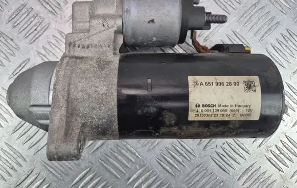Mercedes-Benz C W204 Starter motor A6519062800 0001139065