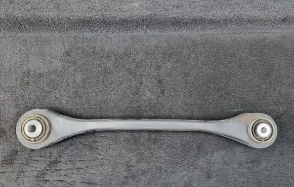 Audi Q7 4M Rear control arm 4M0505425D 4M0505291D