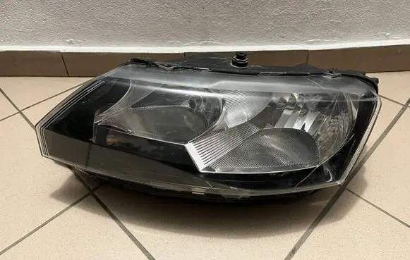 Skoda Rapid (NH) Headlight/headlamp 5JB941015