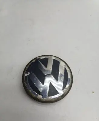 Volkswagen Fox Original wheel cap 3B7601171