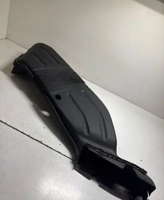 Audi A4 S4 B6 8E 8H Air intake duct part 8E0129618D 8E0129617