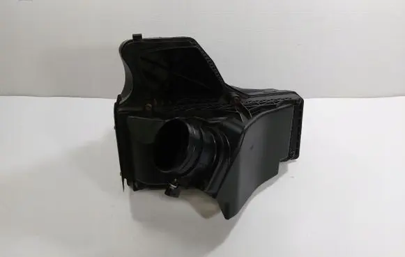 Audi Q5 SQ5 Air filter cleaner box bracket assembly 