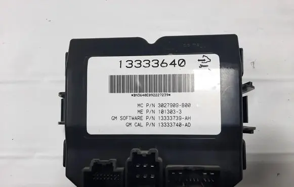 Opel Insignia A Tailgate/trunk control unit/module 13333640
