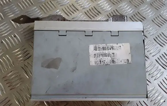 Chrysler 300 - 300C Sound amplifier 05064118AF