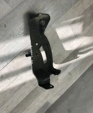 Mercedes-Benz R W251 Fender mounting bracket 0265131500