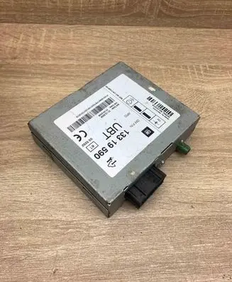 Opel Insignia A Antenna control unit 13319590 UBT