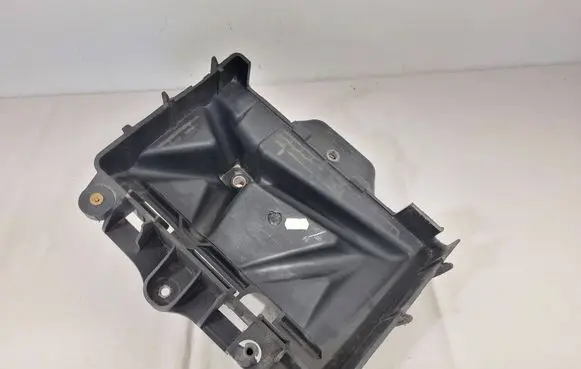 Seat Ibiza IV (6J,6P) Battery tray 6Q0915331d