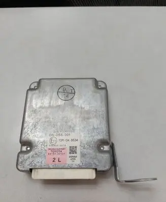 Toyota RAV 4 (XA40) Other control units/modules 0368003070 8815042021 10R048634