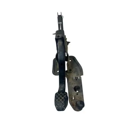 Volkswagen Transporter - Caravelle T5 Brake pedal 7H1721057