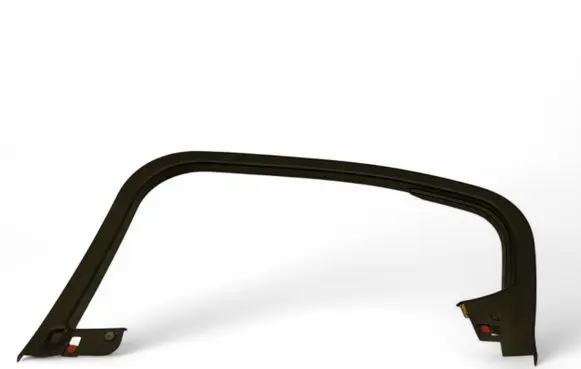 Alfa Romeo Stelvio Rear door window/glass frame 