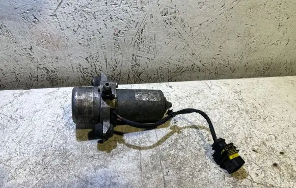 Mercedes-Benz E W212 Vacuum pump A0004302832 86422823 00928617