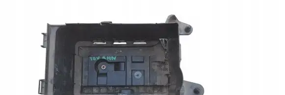 Volkswagen Touran I Battery tray 