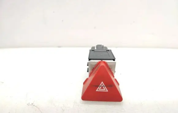 Volkswagen Caddy Hazard light switch 1T0953509